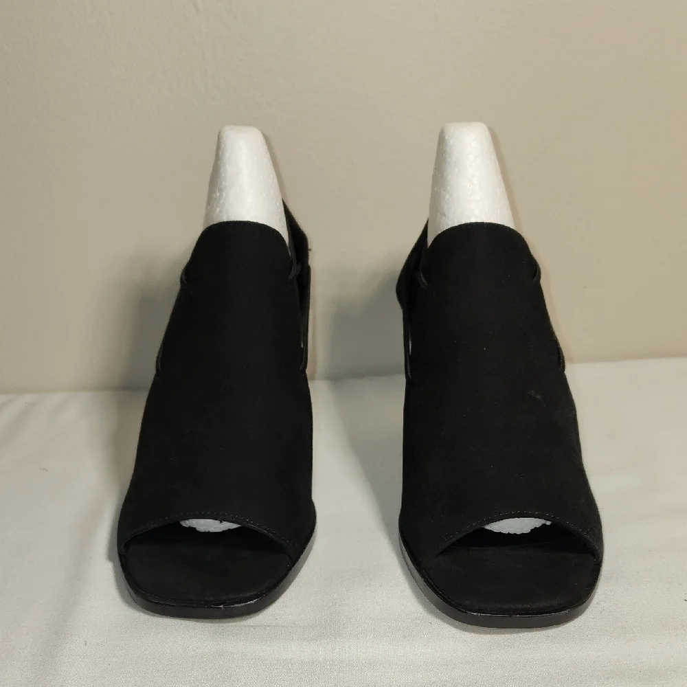 Eileen Fisher Black Block Heel Mules